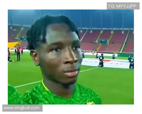 足球明星受伤搞笑瞬间集锦让你捧腹大笑的精彩视频合集