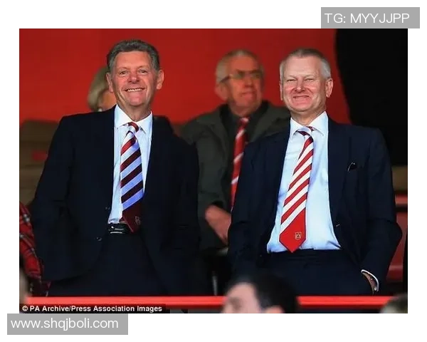 足球明星如何快速积累财富的多种途径与策略解析