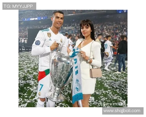 足球明星展现健美身材的精彩视频合集让你大开眼界 足球明星展现健美身材的精彩视频合集让你大开眼界