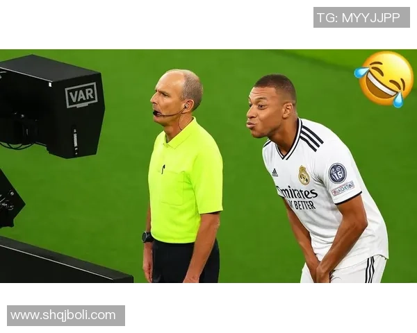 足球明星搞笑整蛊大揭秘让你捧腹大笑的精彩瞬间合集