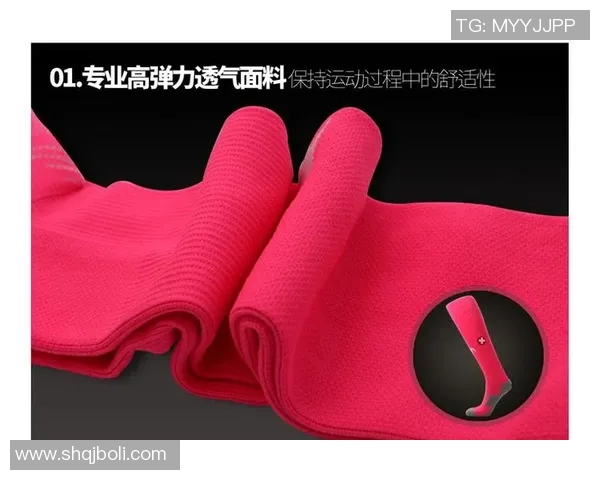 足球明星的毛巾选择揭秘运动员如何挑选适合自己的高品质毛巾 足球明星的毛巾选择揭秘运动员如何挑选适合自己的高品质毛巾